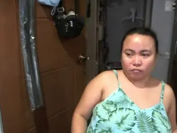 Chaturbate Live Sex Cam of bigboobslyn