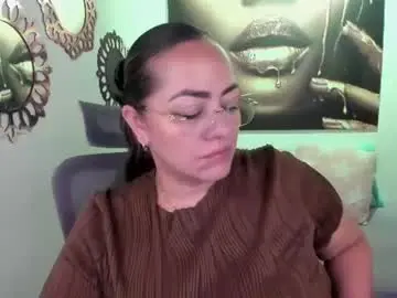Chaturbate Nude Webcam of marianalopez81