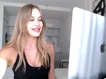 Chaturbate Live Sex Cam of mistressuniverse