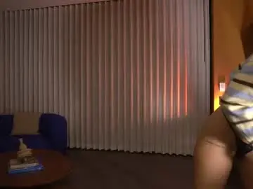 Chaturbate Live Sex Cam of veroniqe_lounge