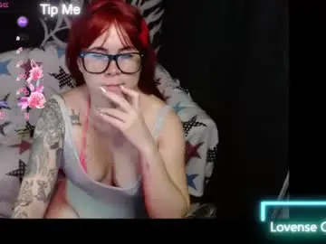 Chaturbate Live Sex Cam of xtheya_me