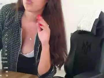 Chaturbate Adult Webcams of _just_a_queen_3