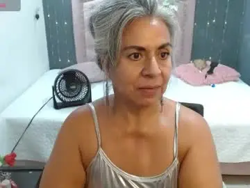 Chaturbate Live Sex of lalisha_96
