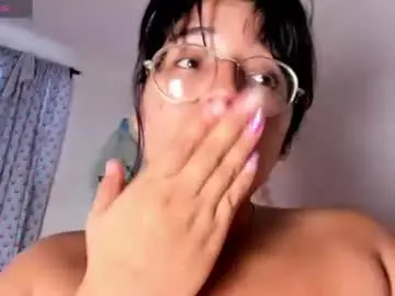 Chaturbate Free Porn Cam of emilycollei