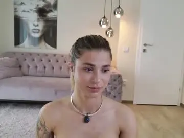 Chaturbate Live Sex Cam of lenna_godess