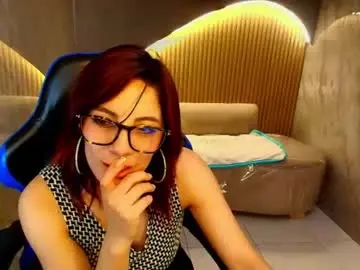 Chaturbate Live Sex Cam of nadia_r_