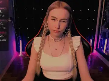 Chaturbate Live Sex Cam of crybambi