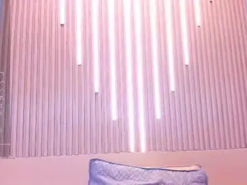 Chaturbate Free Live Porn of emma_doll7