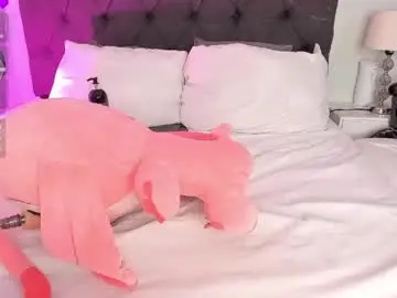 Chaturbate Watch Live Sex Cams of evelynhoward23