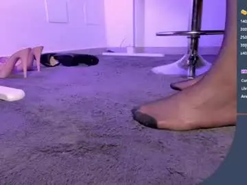 Chaturbate Nude Webcam of jenny_fighterfeet