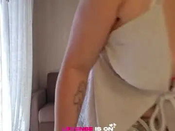 Chaturbate Free Porn Cam of shenadoll