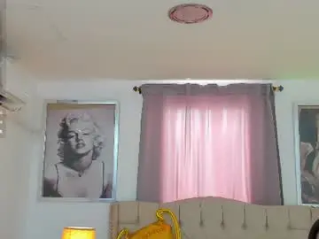 Chaturbate Watch Live Sex Cams of beautyari_