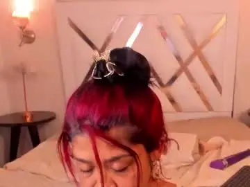 Chaturbate Live Sex Cam of sky_collins_