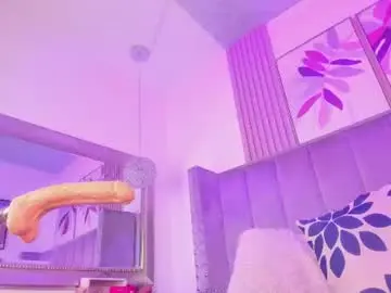 Chaturbate Live Sex Cam of seshat_hitt_