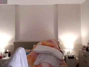 Chaturbate Watch Live Sex Cams of smileyouarehere