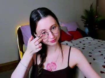 Chaturbate Live Sex Cam of yourlovelystoryy