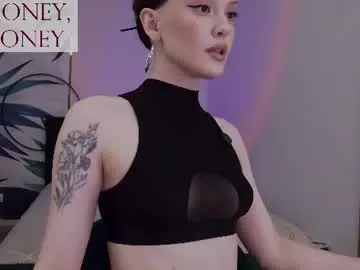 Chaturbate Free Porn Cam of sirenaswhisper