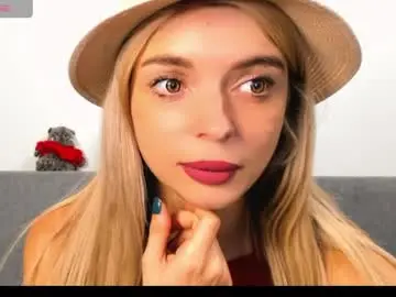 Chaturbate Nude Webcam of ellen_flow