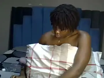 Chaturbate Sex Cam of melanin_moon