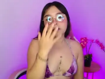 Chaturbate Sex Chat of nahia__1