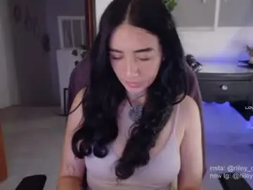 Chaturbate Live Sex Cam of riiley_