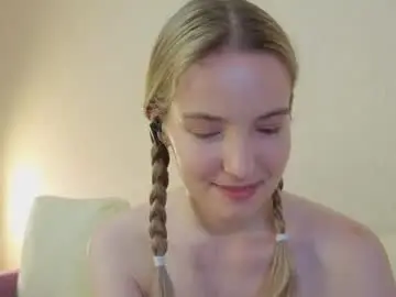 Chaturbate Watch Live Sex Cams of tashinapetitto
