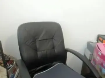 Chaturbate Live Porn of artsyandcraftsy_