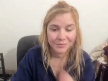 Chaturbate Best Webcam of artsyandcraftsy_