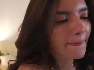 Chaturbate Free Porn Cam of ellelure_