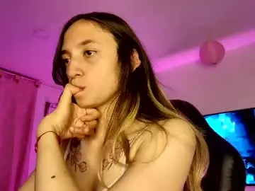 Chaturbate Free Live Porn of barbie20_