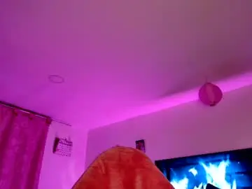 Chaturbate Free Porn Cam of barbie20_