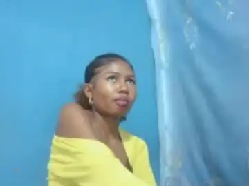 Chaturbate Live Sex Cam of hasleyinah