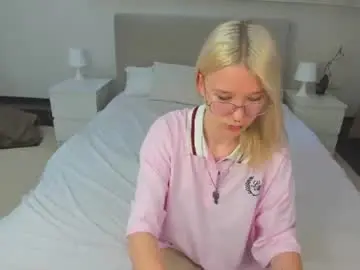 Chaturbate Sex Cam of nika_sm