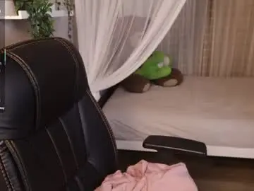 Chaturbate Live Porn of emma_lirys