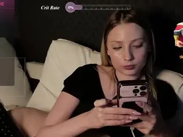 Chaturbate Nude Webcam of fluffy_cloude