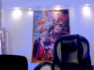 Chaturbate Live Sex of mialaurence_