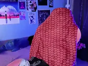 Chaturbate Live Sex Cam of vixen_noir