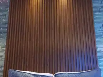Chaturbate Best live sex cam show of mia_milf_x