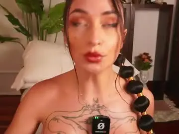 Chaturbate Sex Chat of erikabee