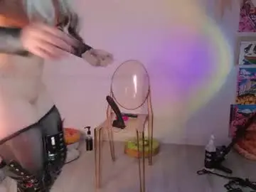 Chaturbate Free Porn Cam of mollyflwers