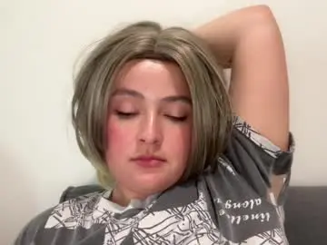 Chaturbate Live Sex Cam of emily_morning_dew