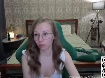Chaturbate Live Sex Cam of lill_mary