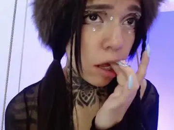 Chaturbate Live Sex of lunai_gh