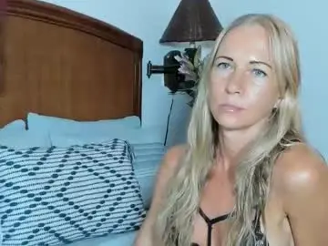 Chaturbate Live Porn of christine_35
