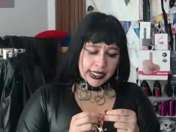 Chaturbate Live Sex Cam of valen_ross7