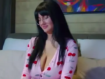 Chaturbate Best live sex cam show of your_bustygirl