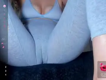 Chaturbate Watch Live Sex Cams of adelinaconte1