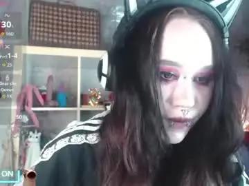 Chaturbate Live Sex Cam of chloe_crystall_killer