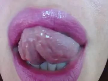 Chaturbate Nude Webcam of miss_evoleth2