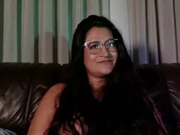 Chaturbate Nude Webcam of deesseluxure_